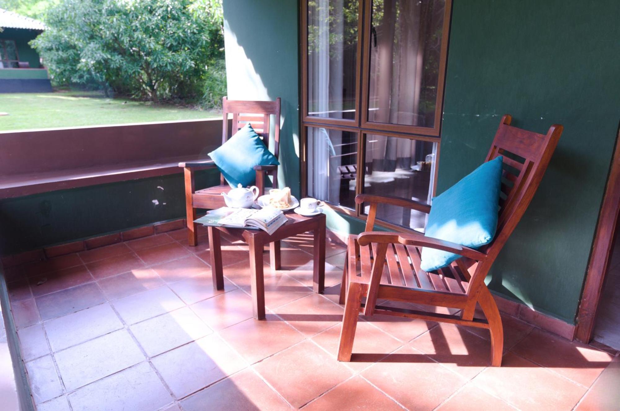 Pinthaliya Resort Sigiriya Exterior photo